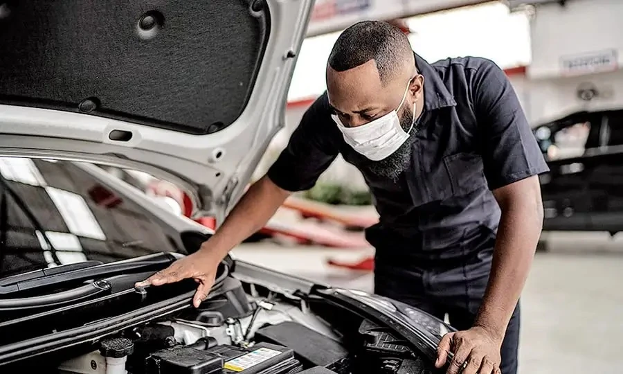 10 Essential Auto Parts Every Driver Should Have in Their Garage